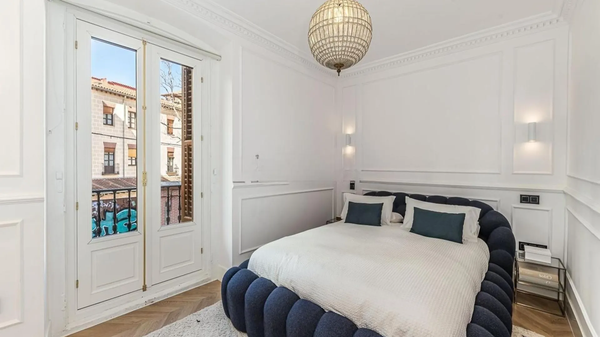 Exclusive Aristocrat Style Apartment Rome Italy