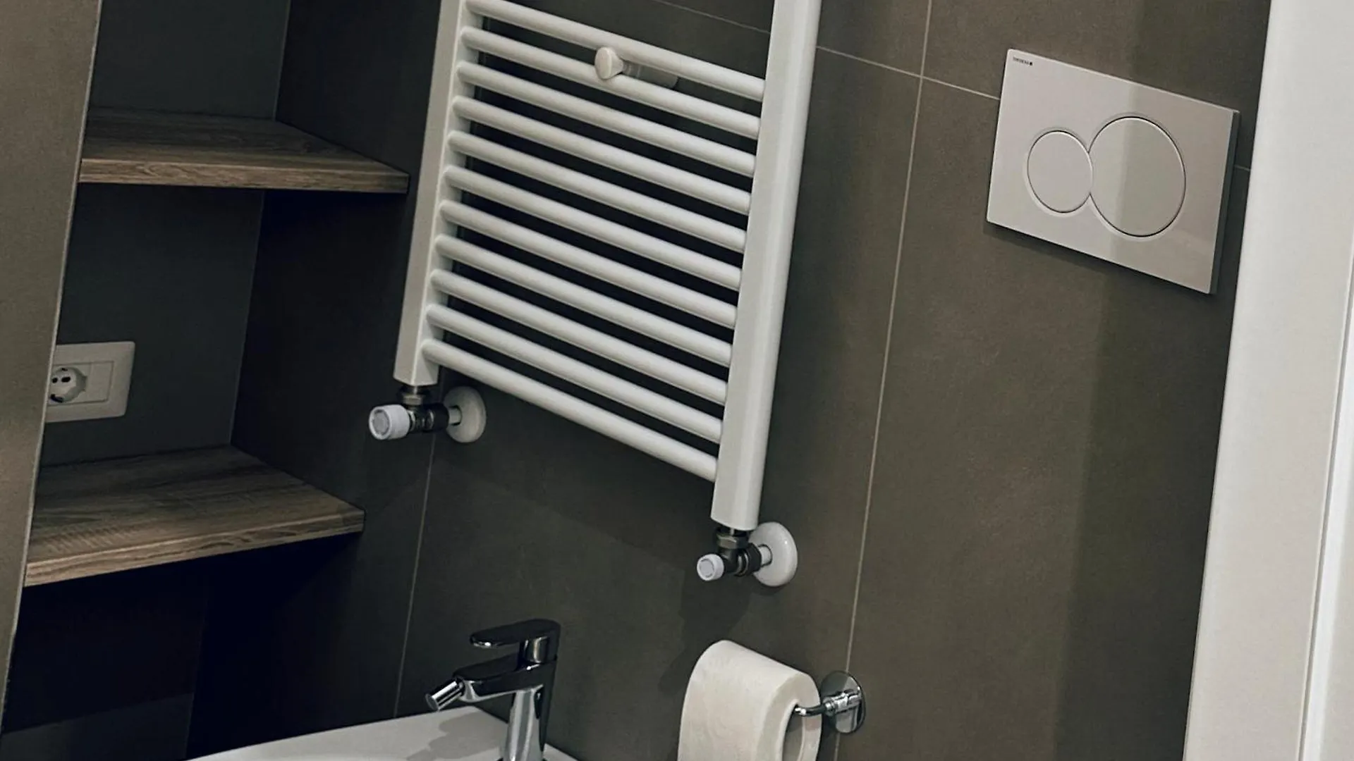 Exclusive Aristocrat Style Apartment Rome